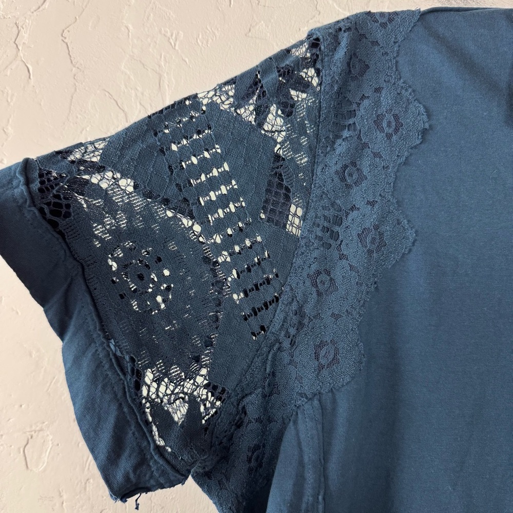 Logo Lavish Lori Goldstein Polo Shirt Knit Top Navy Blue Solid Lace Button Down - Picture 3 of 9